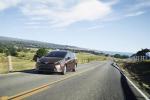 Toyota Prius v 2015 года